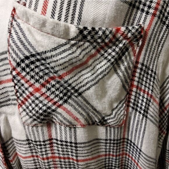 BEACHLUNCHLOUNGE Bailey Plaid Split Tail Button Up Shirt XL - Picture 5 of 8